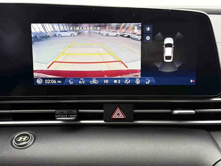 Hyundai Elantra, 2022г., передний привод, вариатор