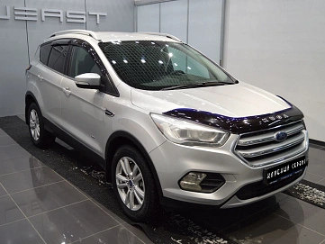 Ford Kuga, 2017г, передний привод, автомат