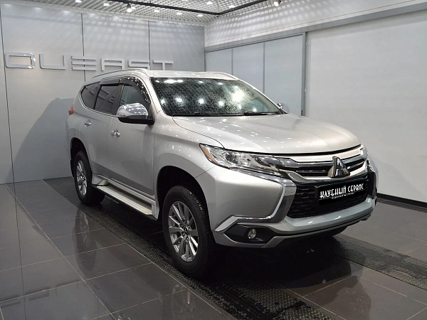Mitsubishi Pajero Sport, 2017г., полный привод, механика