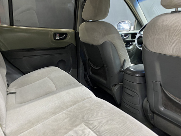 Hyundai Santa Fe, 2004г, полный привод, механика