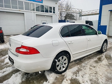 Skoda Superb, 2013г, передний привод, робот