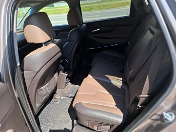 Hyundai Santa Fe, 2019г, полный привод, автомат