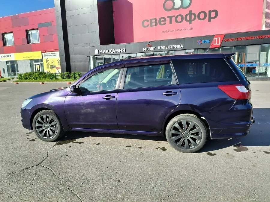 Subaru Exiga, 2010г., полный привод, автомат