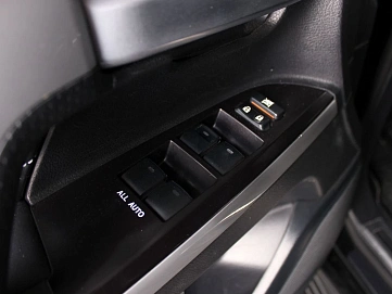 Toyota Land Cruiser, 2016г., полный привод, автомат