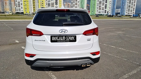 Hyundai Santa Fe, 2018г, полный привод, автомат