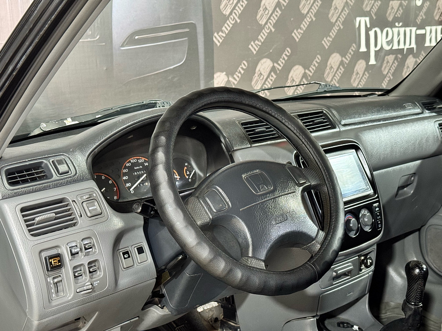 Honda CR-V, 2001г., полный привод, механика