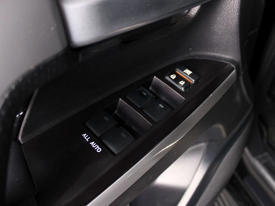 Toyota Land Cruiser, 2016г., полный привод, автомат