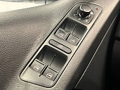 Volkswagen Tiguan, 2012г., полный привод, автомат