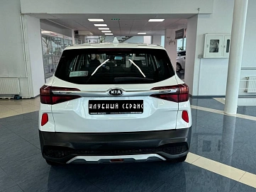 Kia Seltos, 2020г, передний привод, автомат