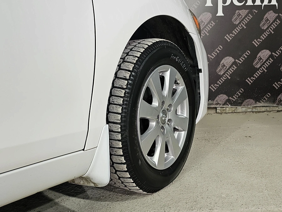 Toyota Camry, 2010г., передний привод, автомат