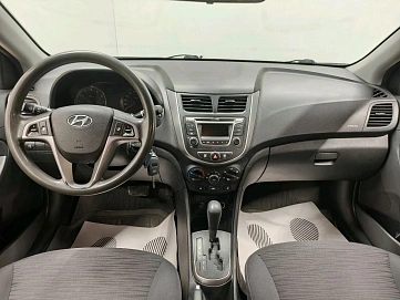 Hyundai Solaris, 2014г, передний привод, автомат