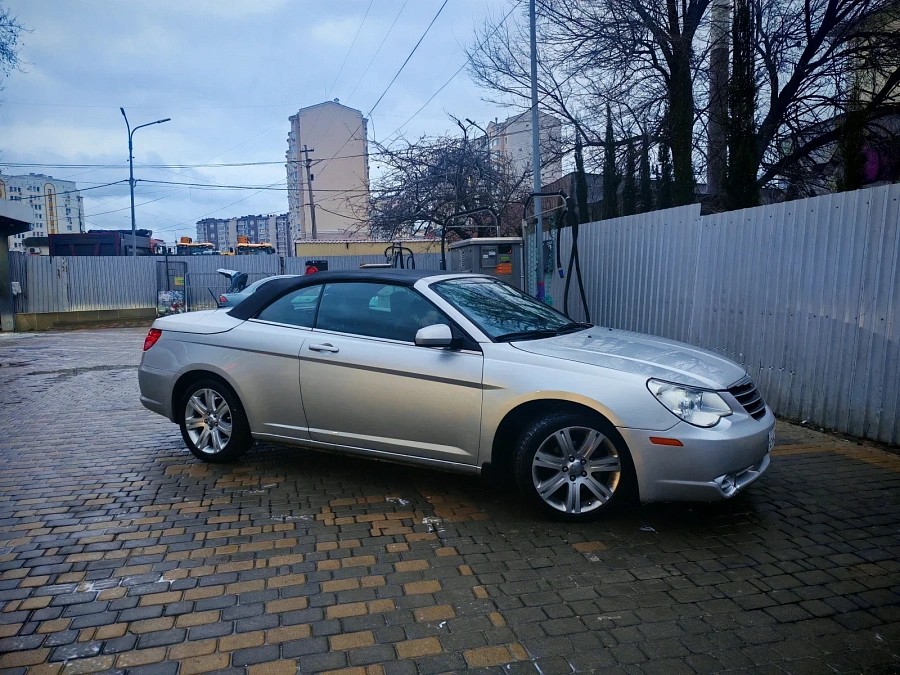 Chrysler Sebring, 2010г., передний привод, автомат