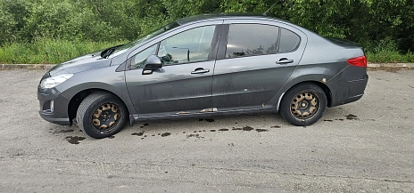 Peugeot 408, 2013г, передний привод, автомат