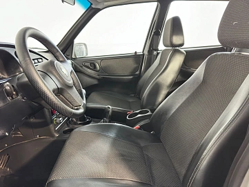 Chevrolet Niva, 2012г, полный привод, механика