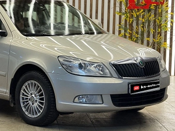 Skoda Octavia, 2012г, передний привод, механика