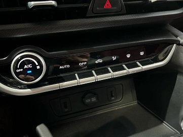 Changan Eado Plus, 2024г, передний привод, робот