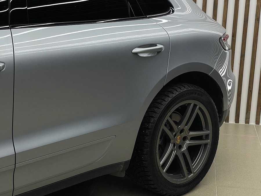 Porsche , 2019г., полный привод, робот