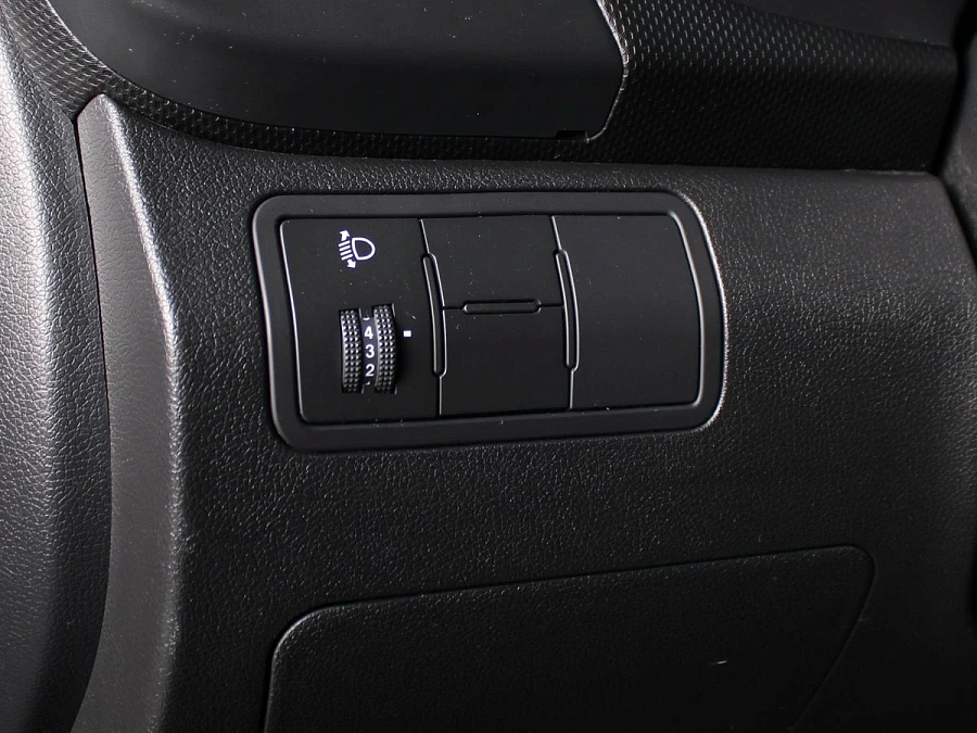 Hyundai Solaris, 2013г., передний привод, автомат