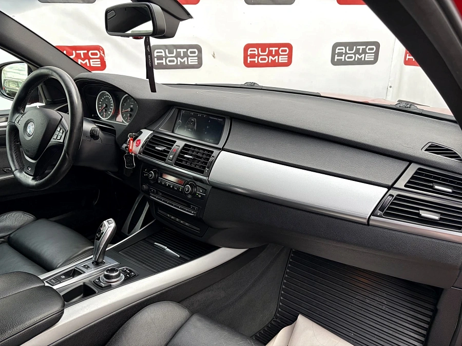 BMW X6 M, 2010г., передний привод, автомат