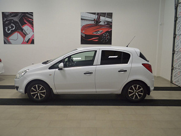Opel Corsa, 2009г, передний привод, механика
