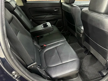 Mitsubishi Outlander, 2017г, полный привод, вариатор