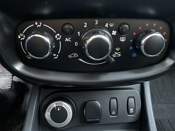 Renault Duster, 2013г, полный привод, механика