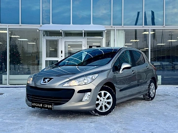Peugeot 308, 2010г, передний привод, механика