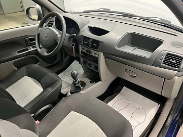 Renault , 2011г., передний привод, механика