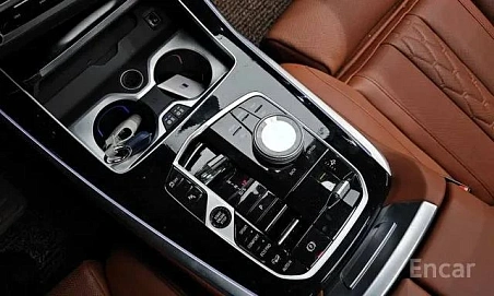 BMW X7, 2023г, полный привод, автомат