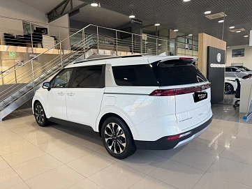 Kia Carnival, 2021г, передний привод, автомат