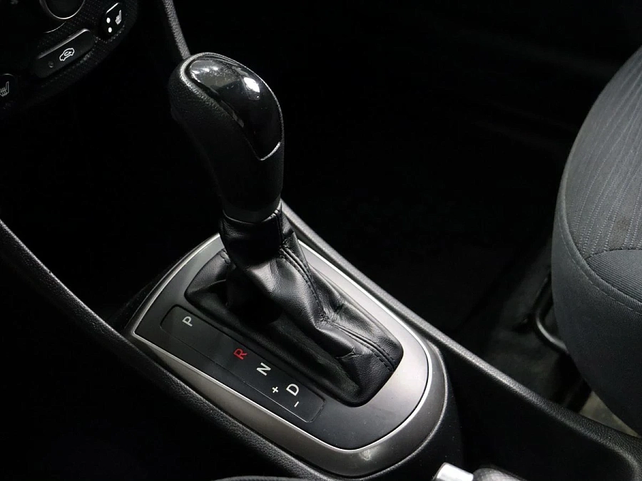 Hyundai Solaris, 2014г., передний привод, автомат