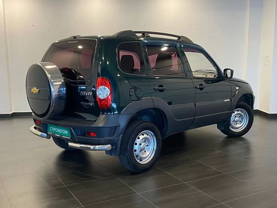 Chevrolet Niva, 2015г., передний привод, механика