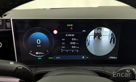 Hyundai Santa Fe, 2023г, полный привод, автомат