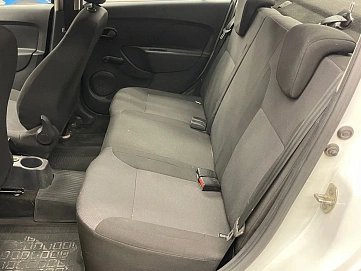 Renault Logan, 2020г, передний привод, автомат