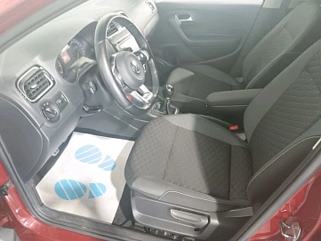 Volkswagen Polo, 2018г., передний привод, механика