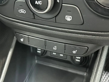 Hyundai Solaris, 2018г, передний привод, автомат
