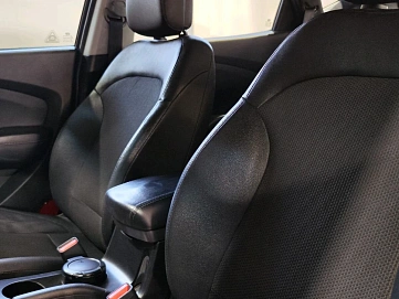 Hyundai ix35, 2013г, передний привод, автомат