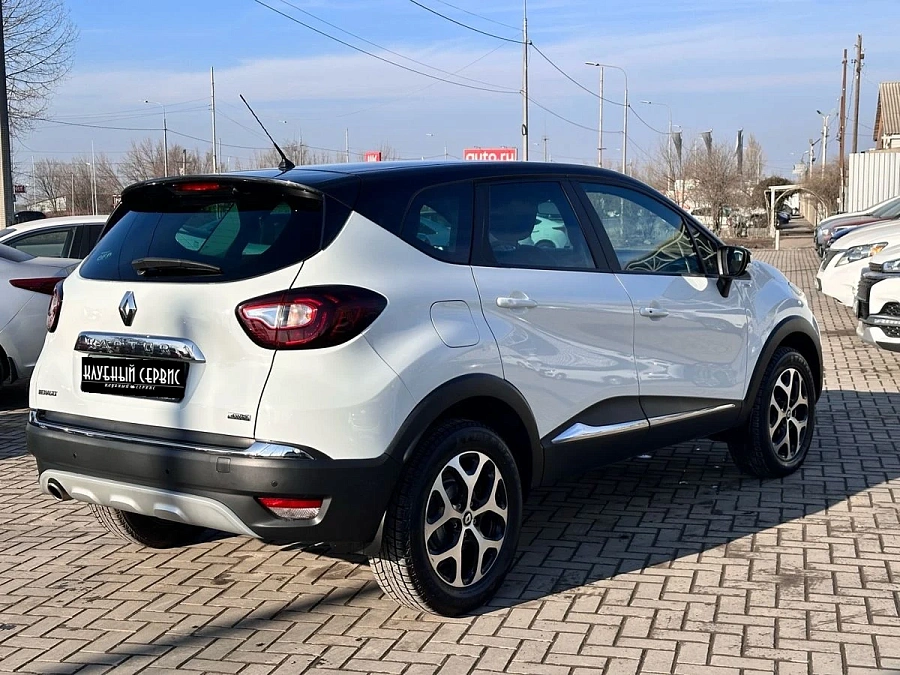 Renault Kaptur, 2016г., полный привод, автомат