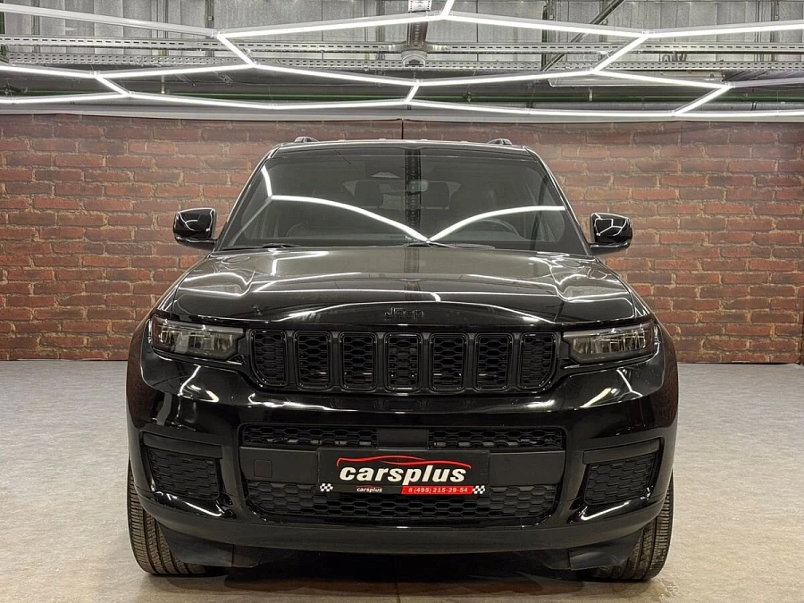 Jeep Grand Cherokee, 2021г., задний привод, автомат