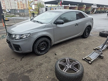 Kia Cerato, 2011г, передний привод, автомат