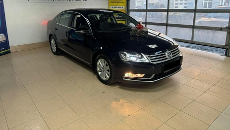Volkswagen Passat, 2011г, передний привод, робот