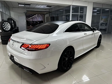 Mercedes-Benz S-Класс, 2018г, полный привод, автомат