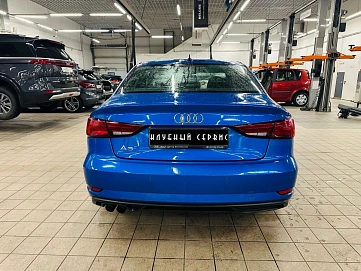 Audi A3, 2020г, передний привод, робот