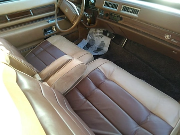 Cadillac Eldorado, 1977г, передний привод, автомат