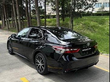 Toyota Camry, 2021г, передний привод, автомат