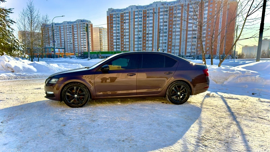 Skoda Octavia, 2018г., передний привод, робот