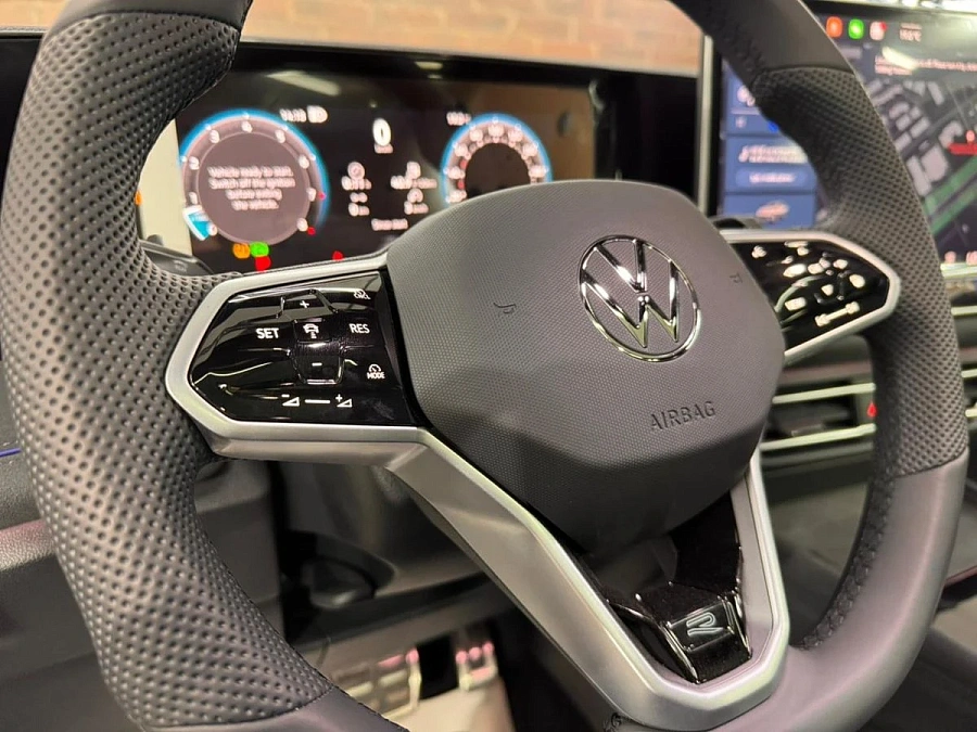 Volkswagen Tiguan, 2025г., полный привод, робот