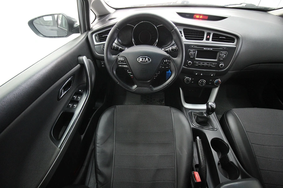 Kia Ceed, 2012г., передний привод, механика