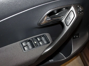 Volkswagen Polo, 2018г, передний привод, механика