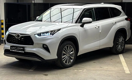 Toyota Highlander, 2025г, полный привод, автомат